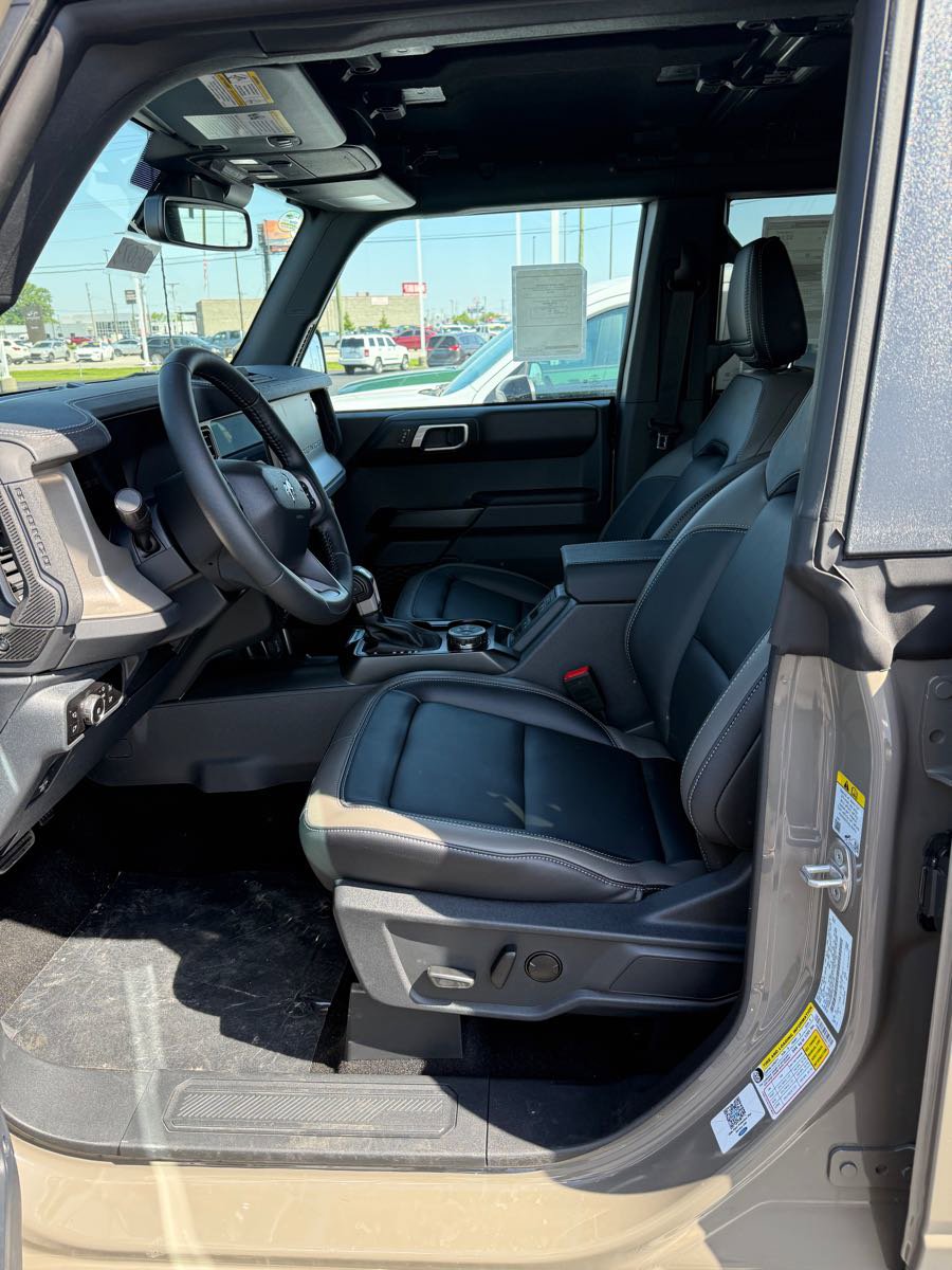 New 2025 Ford Bronco Outer Banks w/ Matte Film Protection Package image 39