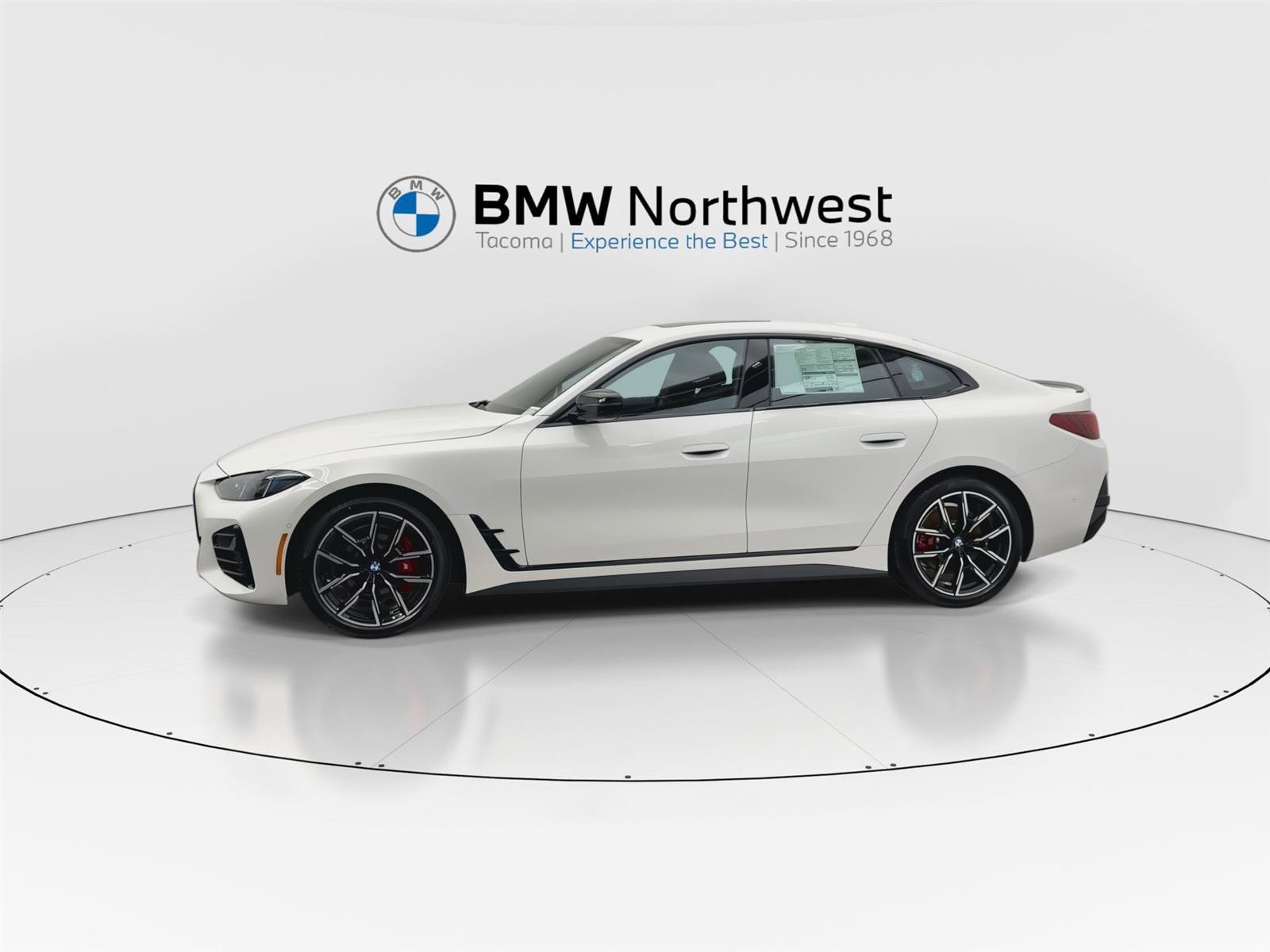 New 2026 BMW 430i xDrive w/ M Sport Package image 10