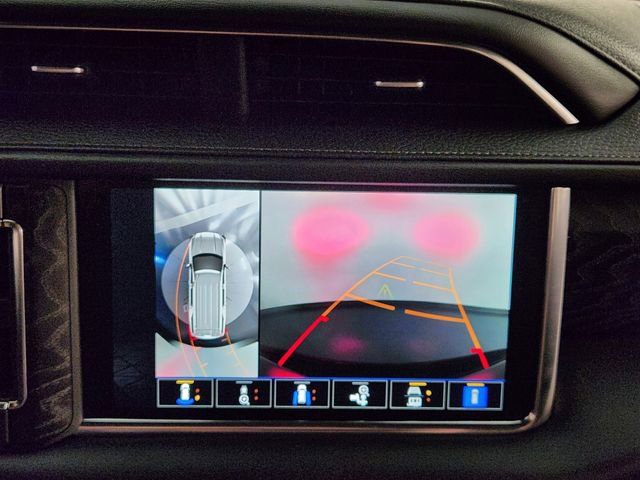 Used 2023 GMC Yukon Denali w/ Max Trailering Package image 17