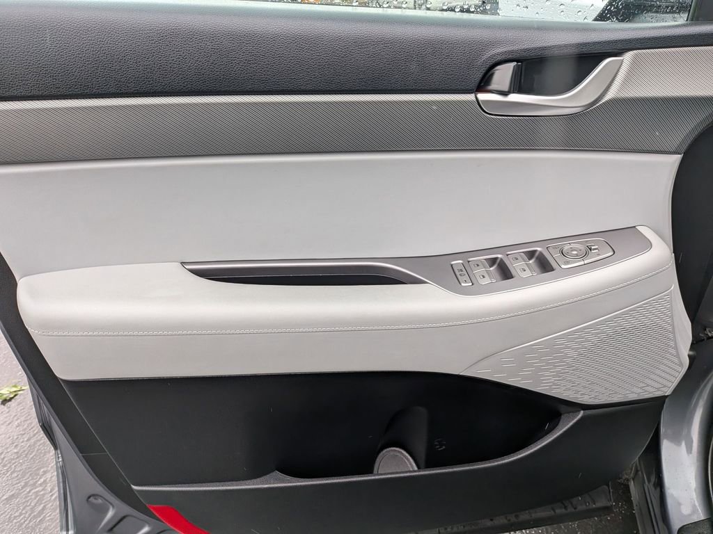 Used 2025 Hyundai Palisade SEL image 11