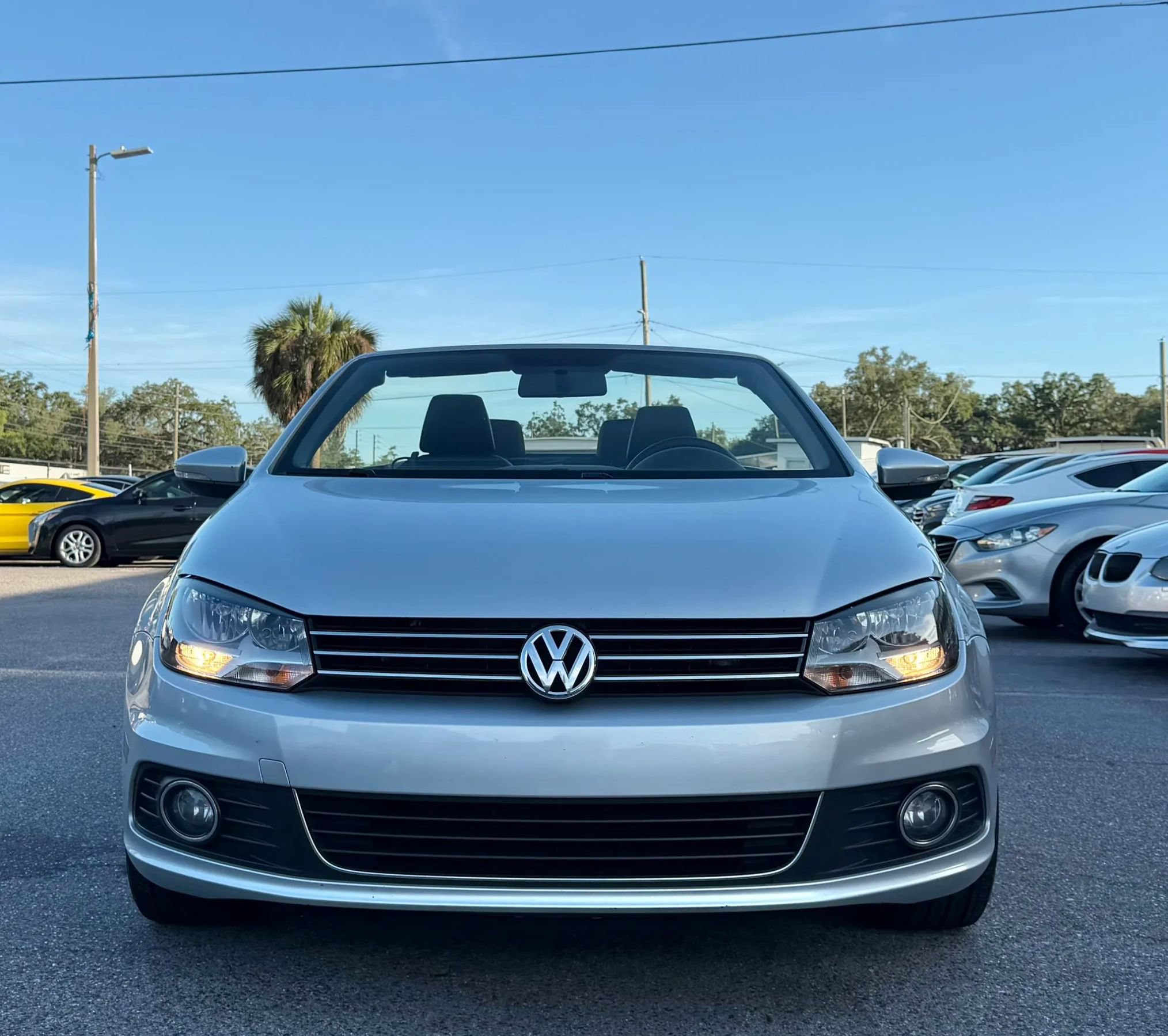 Used 2015 Volkswagen Eos Komfort FWD image 5