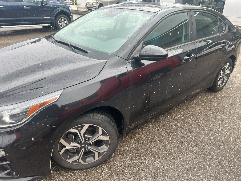 Used 2020 Kia Forte LXS image 2