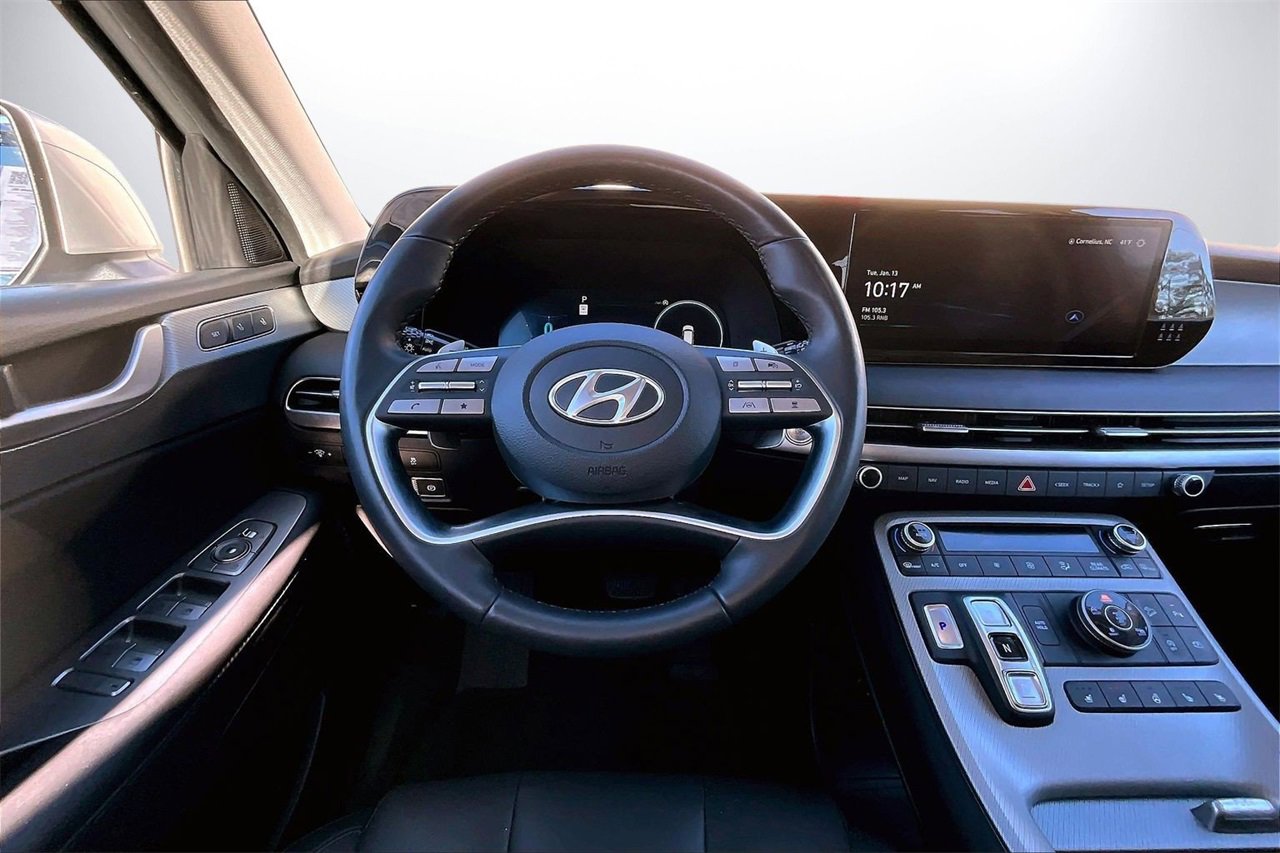 Used 2023 Hyundai Palisade SEL image 11