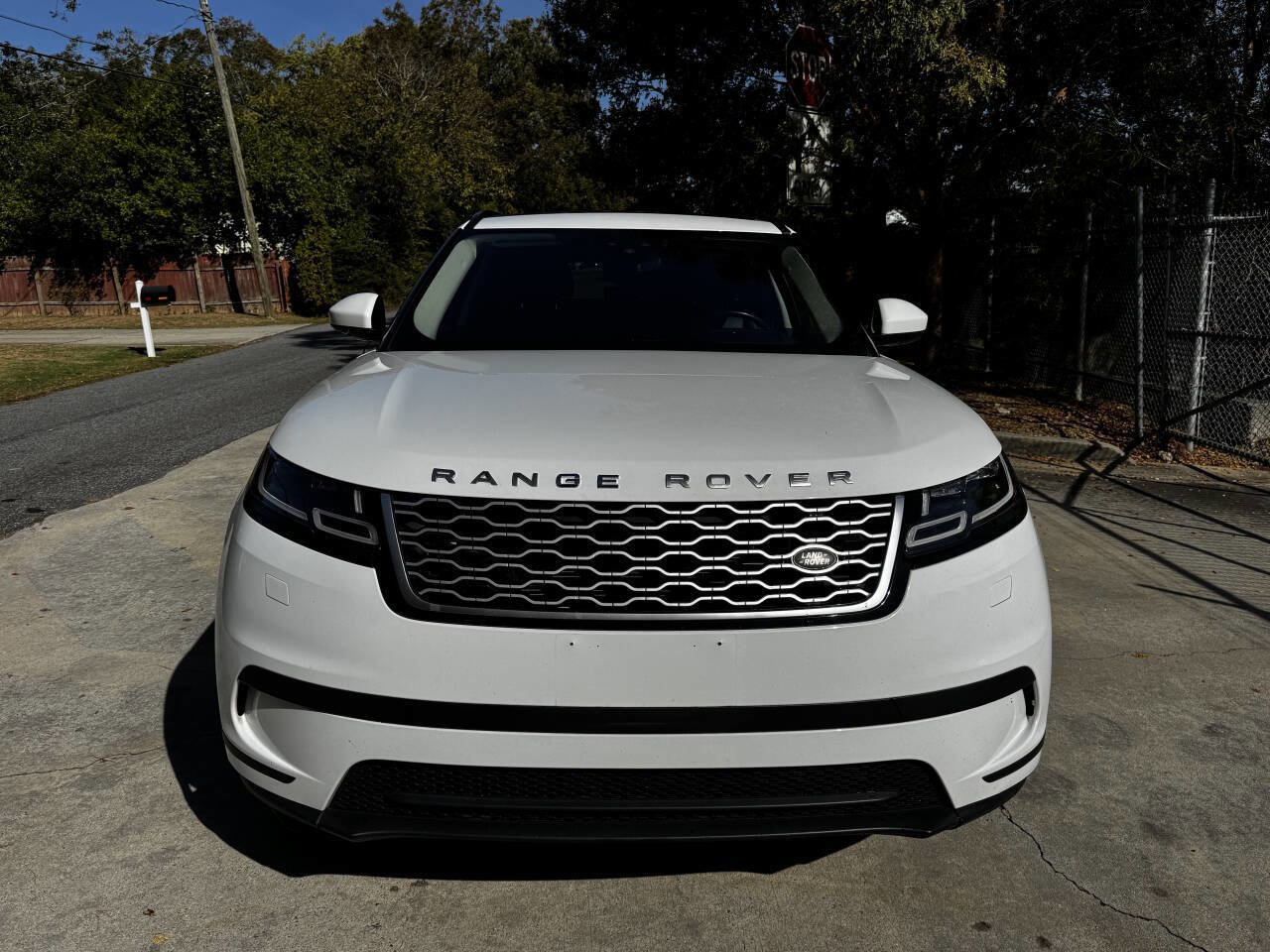 Used 2018 Land Rover Range Rover Velar S image 2