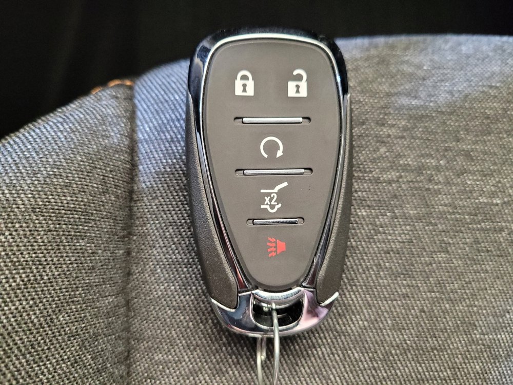 Used 2024 Chevrolet Equinox LT FWD image 32