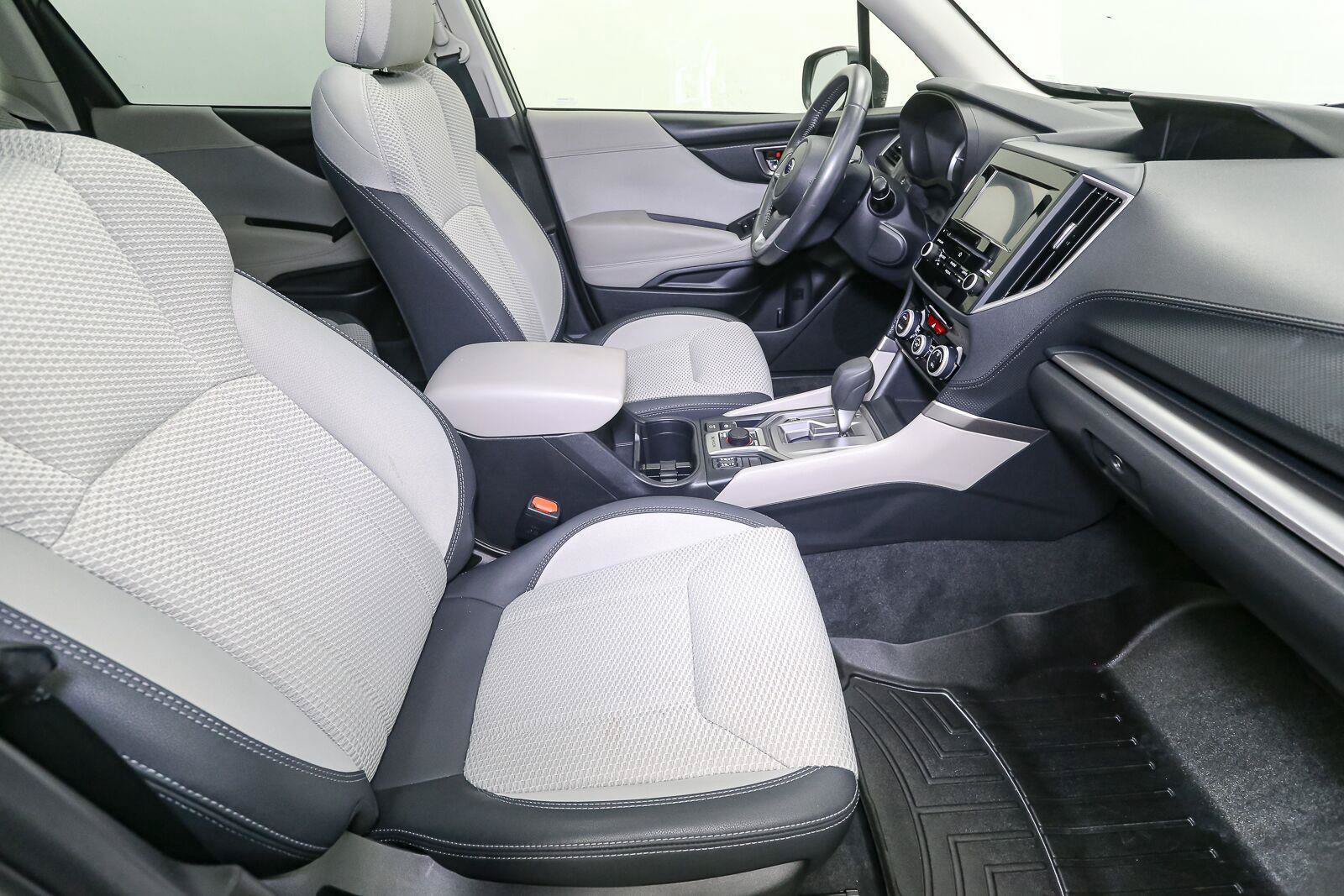 Used 2023 Subaru Forester Premium AWD/4WD image 18