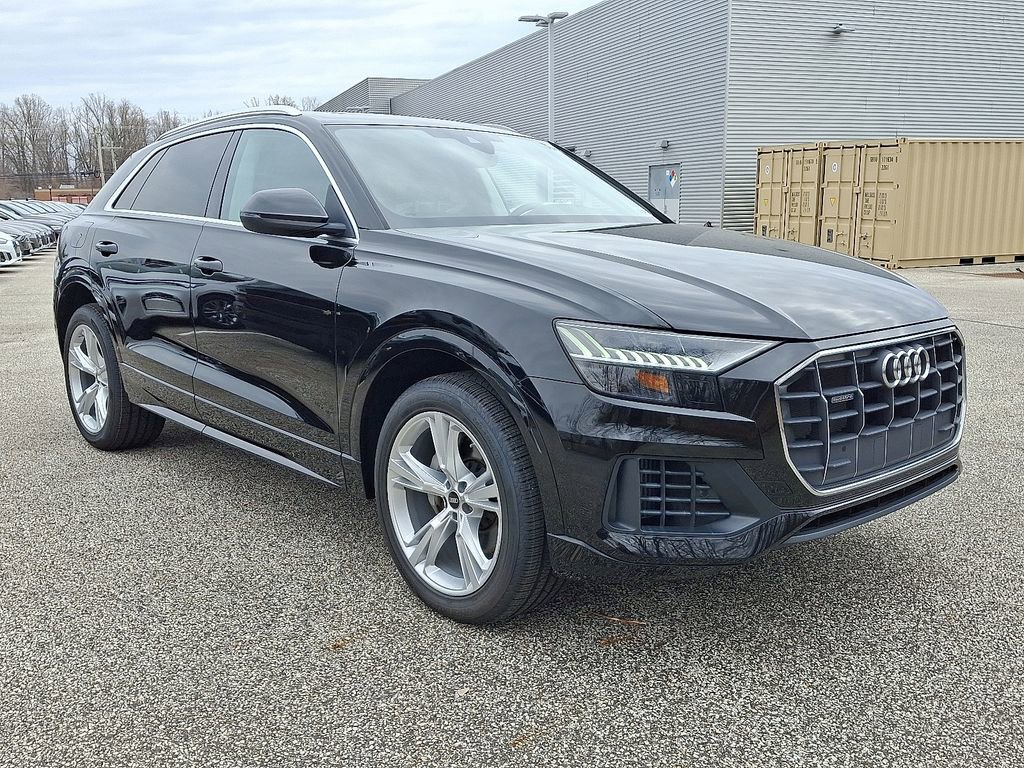 Certified 2023 Audi Q8 Premium image 3