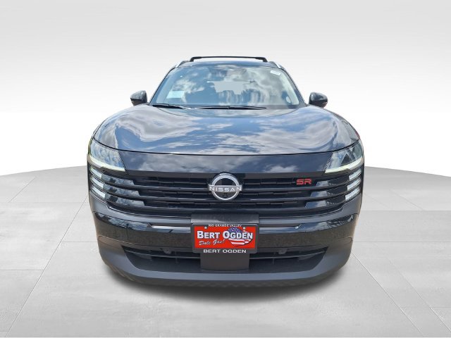 New 2026 Nissan Kicks SR w/ Cold Weather Package FWD image 2
