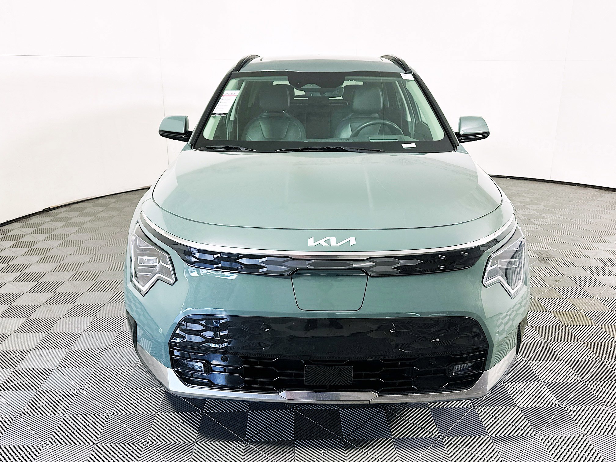 Used 2024 Kia Niro Wave image 8