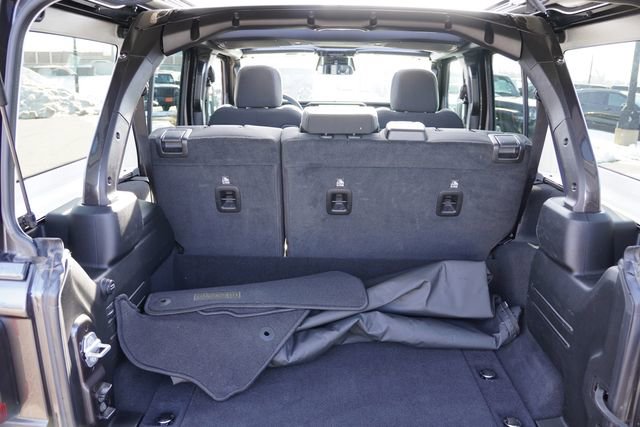 Certified 2025 Jeep Wrangler Unlimited Rubicon 4xe w/ Convenience Group image 22