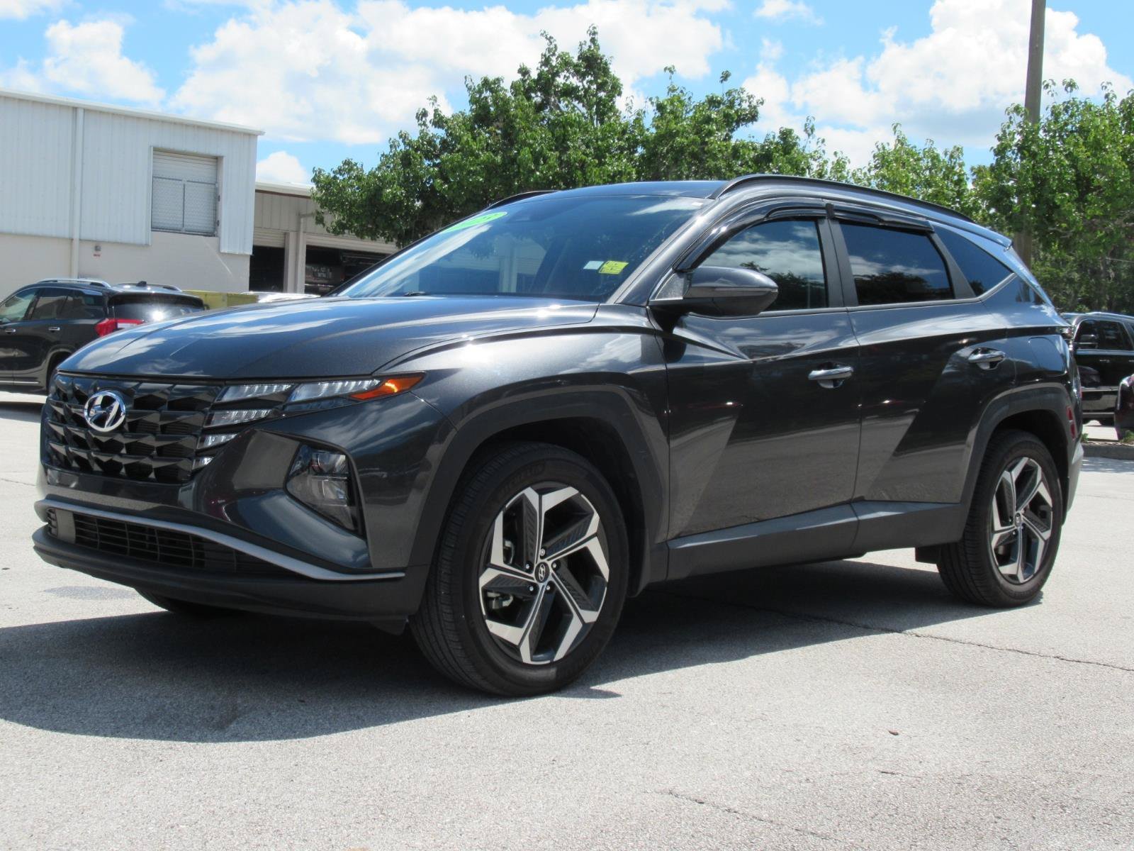 Used 2023 Hyundai Tucson SEL w/ Convenience Package AWD/4WD image 3