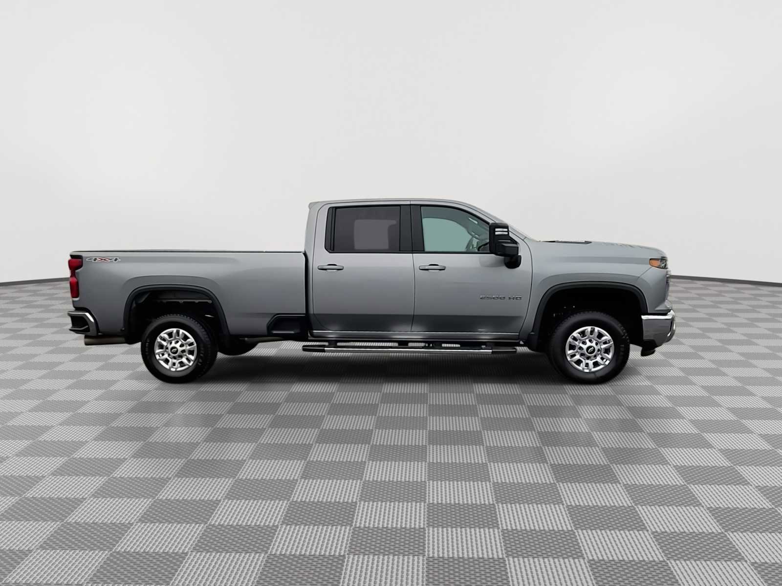 Used 2025 Chevrolet Silverado 2500 LT w/ Convenience Package image 9