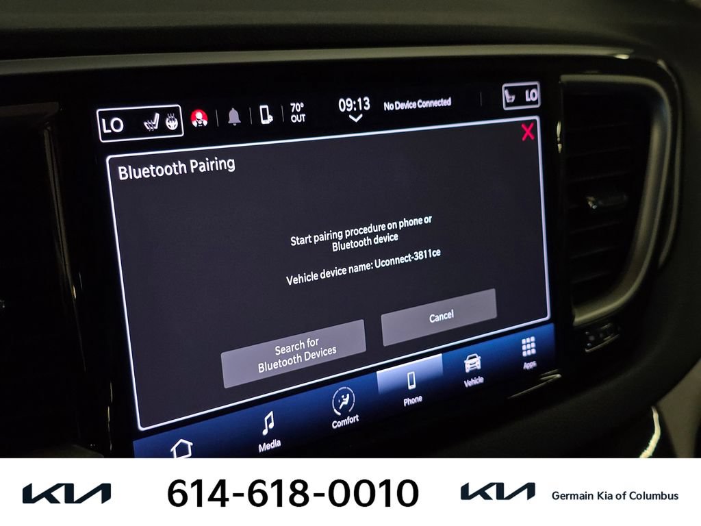 Used 2022 Chrysler Pacifica Touring-L FWD image 28