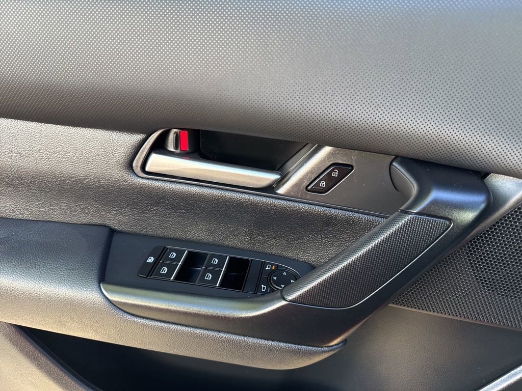 Used 2025 MAZDA CX-50 AWD 2.5 S w/ Cargo Package image 18