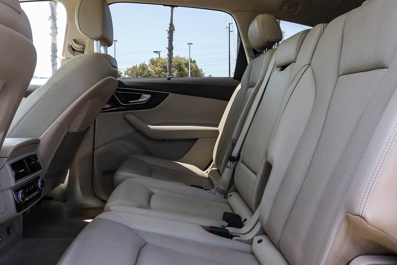 Used 2018 Audi Q7 3.0T Prestige w/ Prestige Package AWD/4WD image 20
