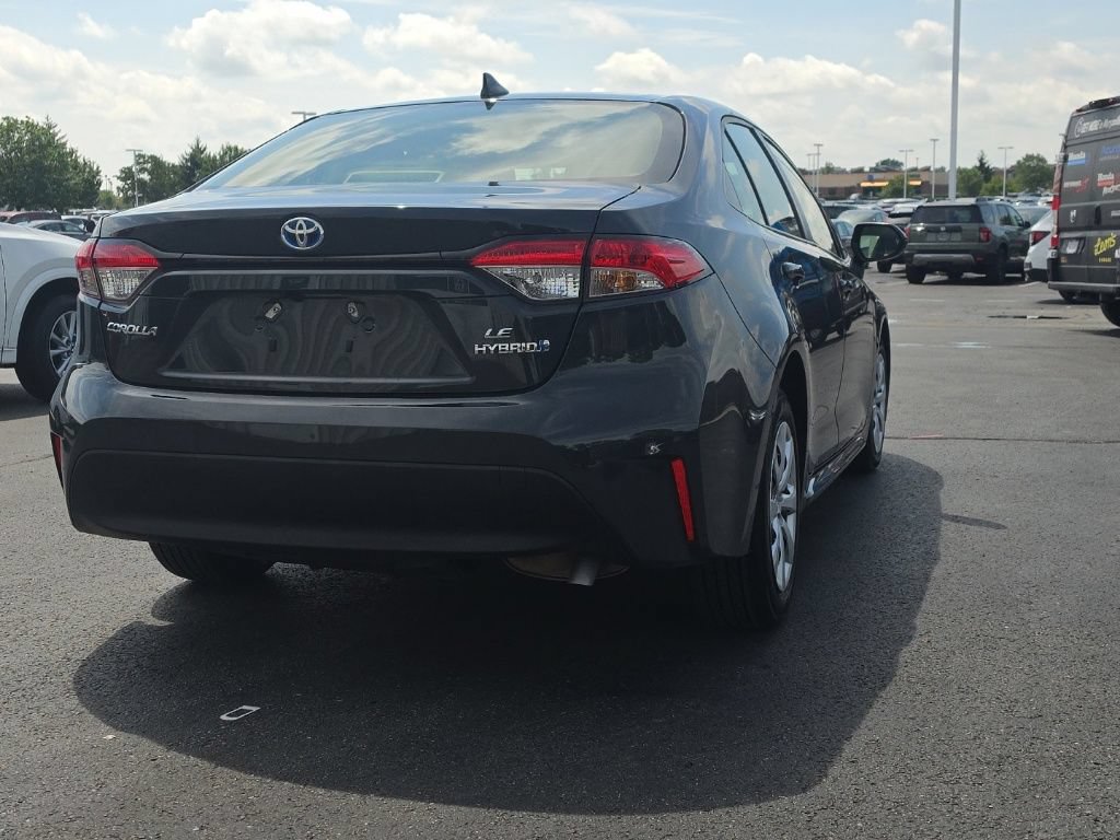 Used 2023 Toyota Corolla LE FWD image 8