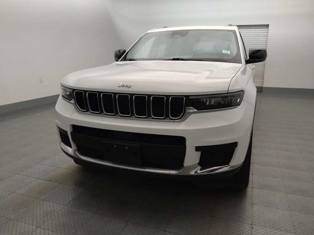 Used 2023 Jeep Grand Cherokee L Laredo w/ Luxury Tech Group I RWD image 15