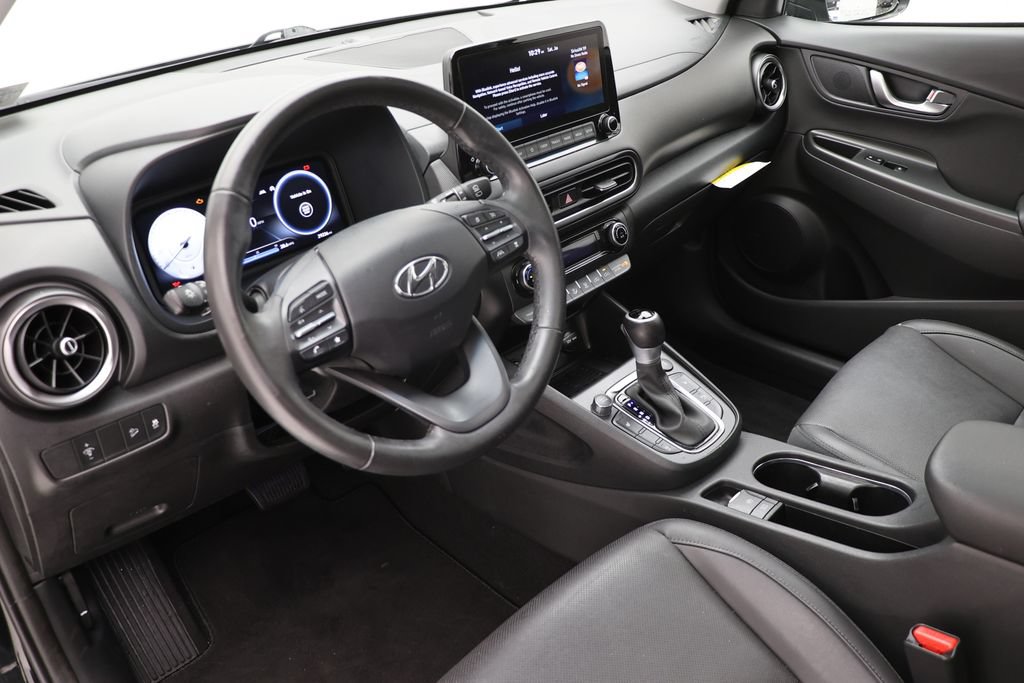Used 2023 Hyundai Kona Limited AWD/4WD image 14