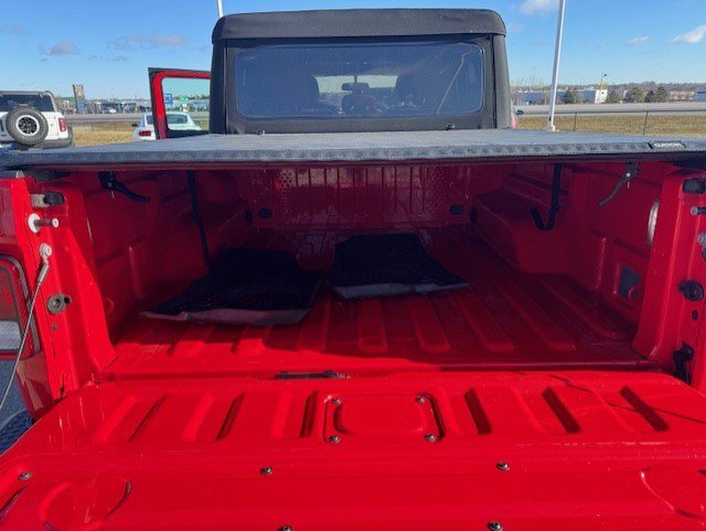 Used 2020 Jeep Gladiator Sport w/ Quick Order Package 24S image 9