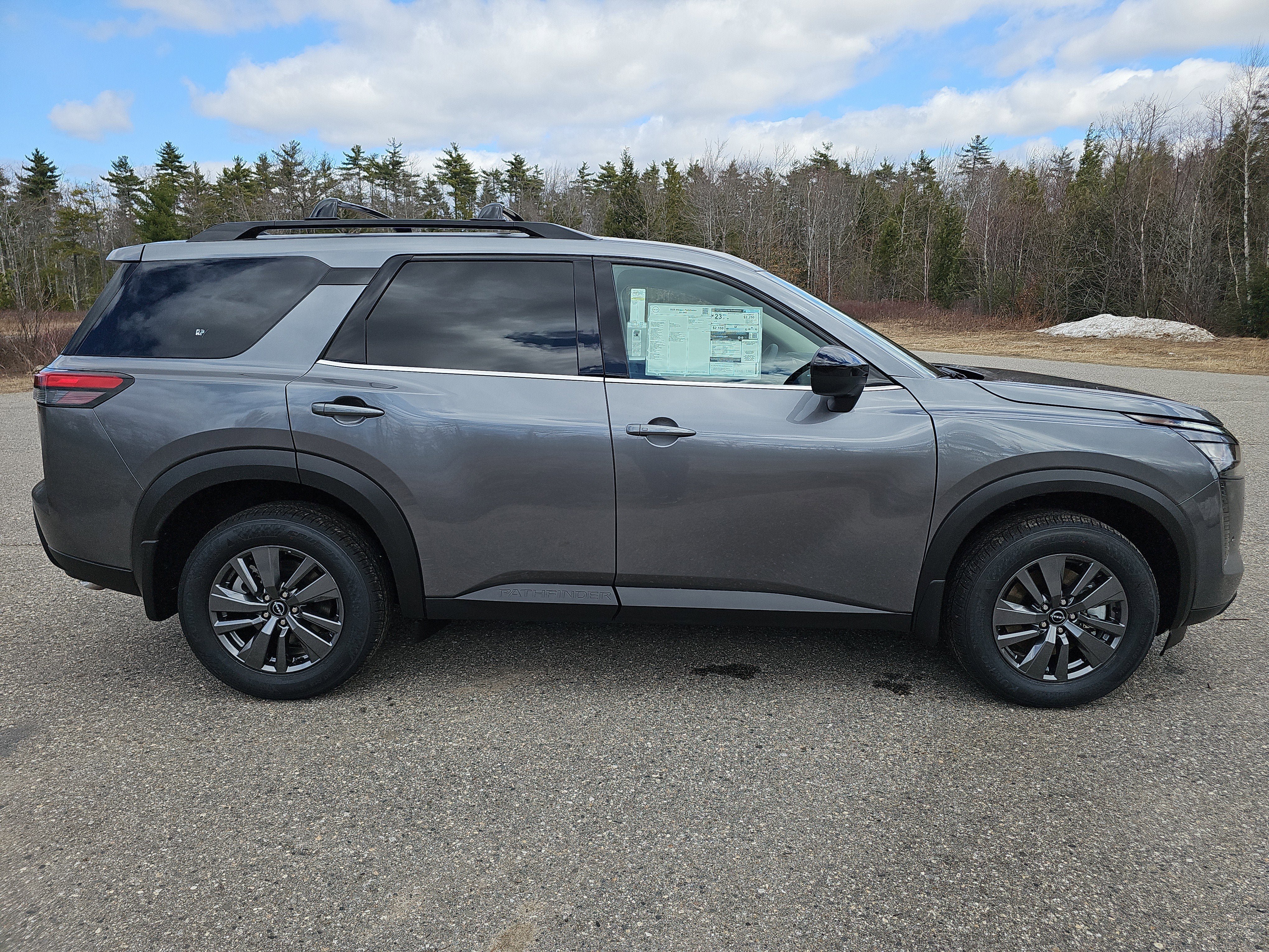 New 2026 Nissan Pathfinder SV AWD/4WD image 8