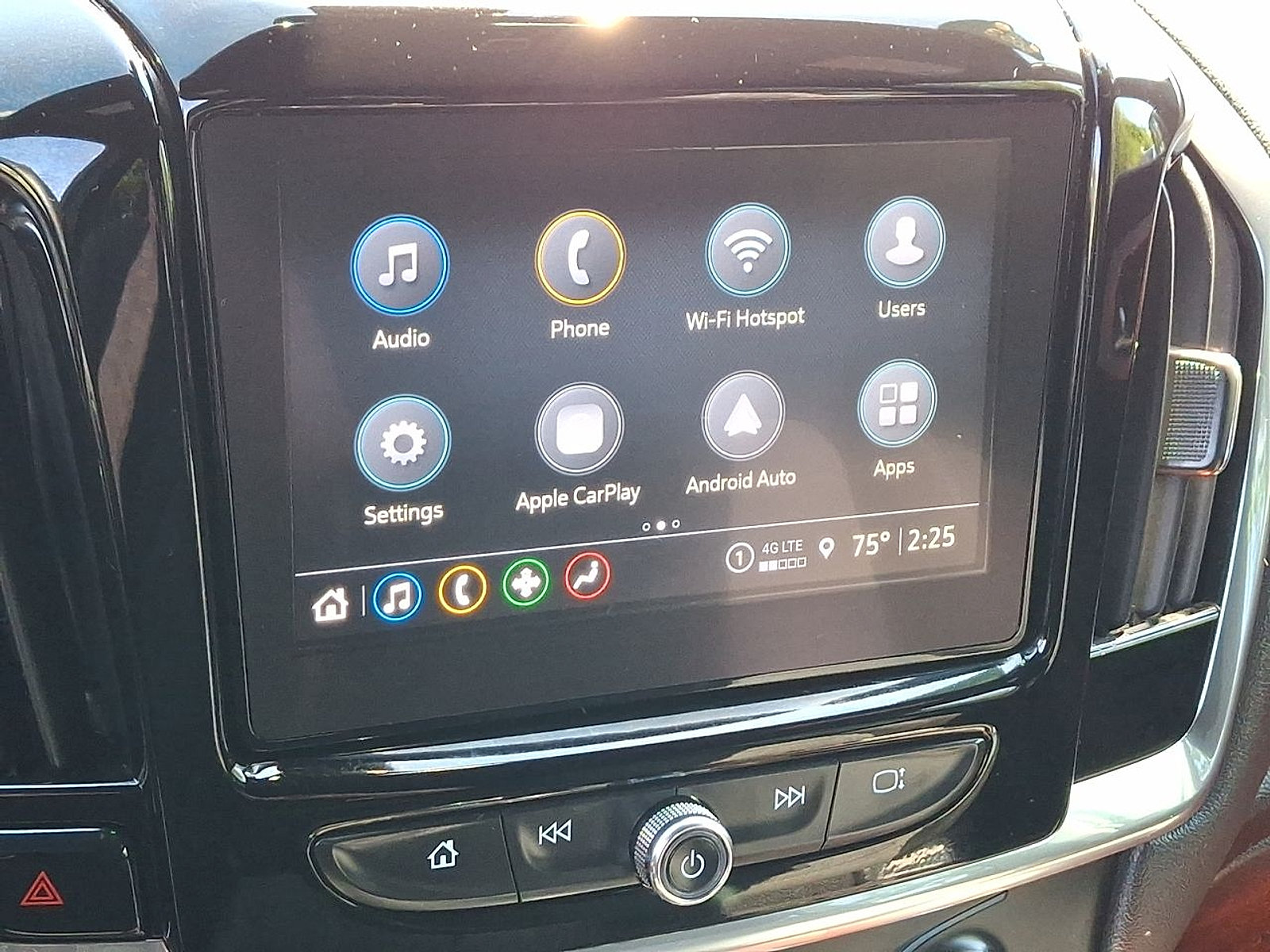 Certified 2023 Chevrolet Traverse LT FWD image 14