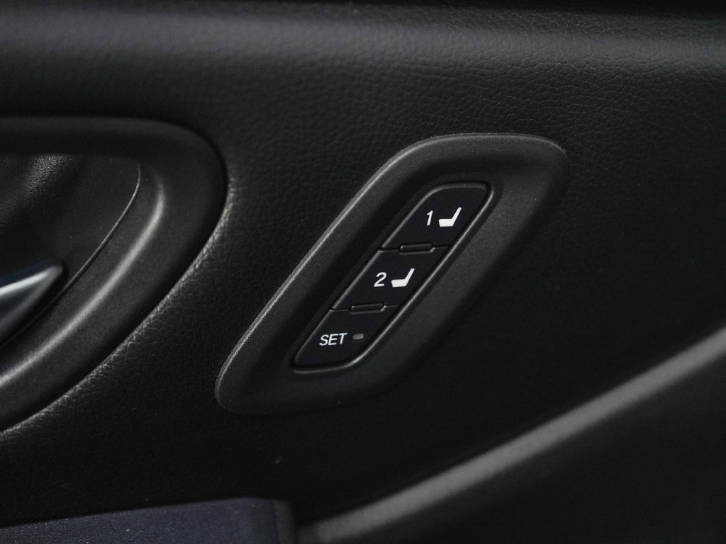 Used 2023 Honda Pilot Touring image 24
