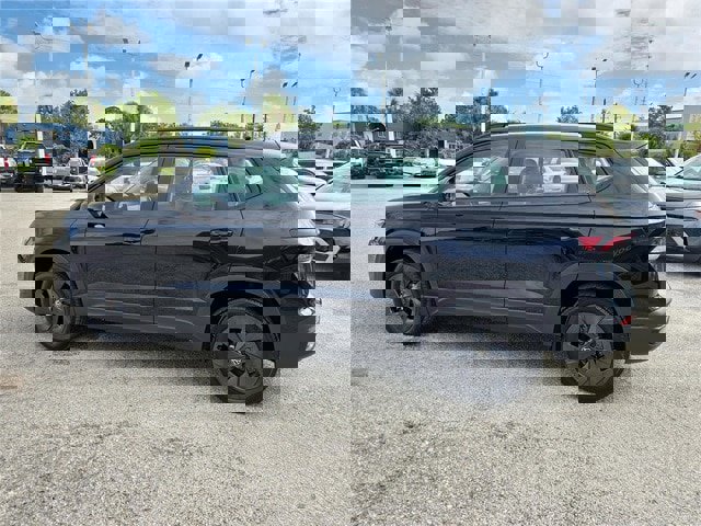 New 2025 Volkswagen Taos S image 5