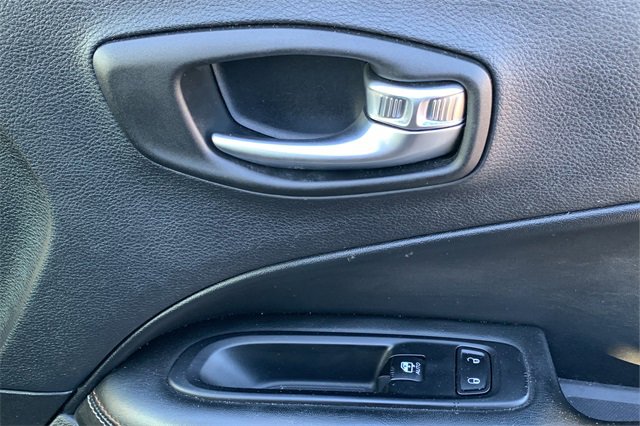 Used 2019 Jeep Compass Sport image 34