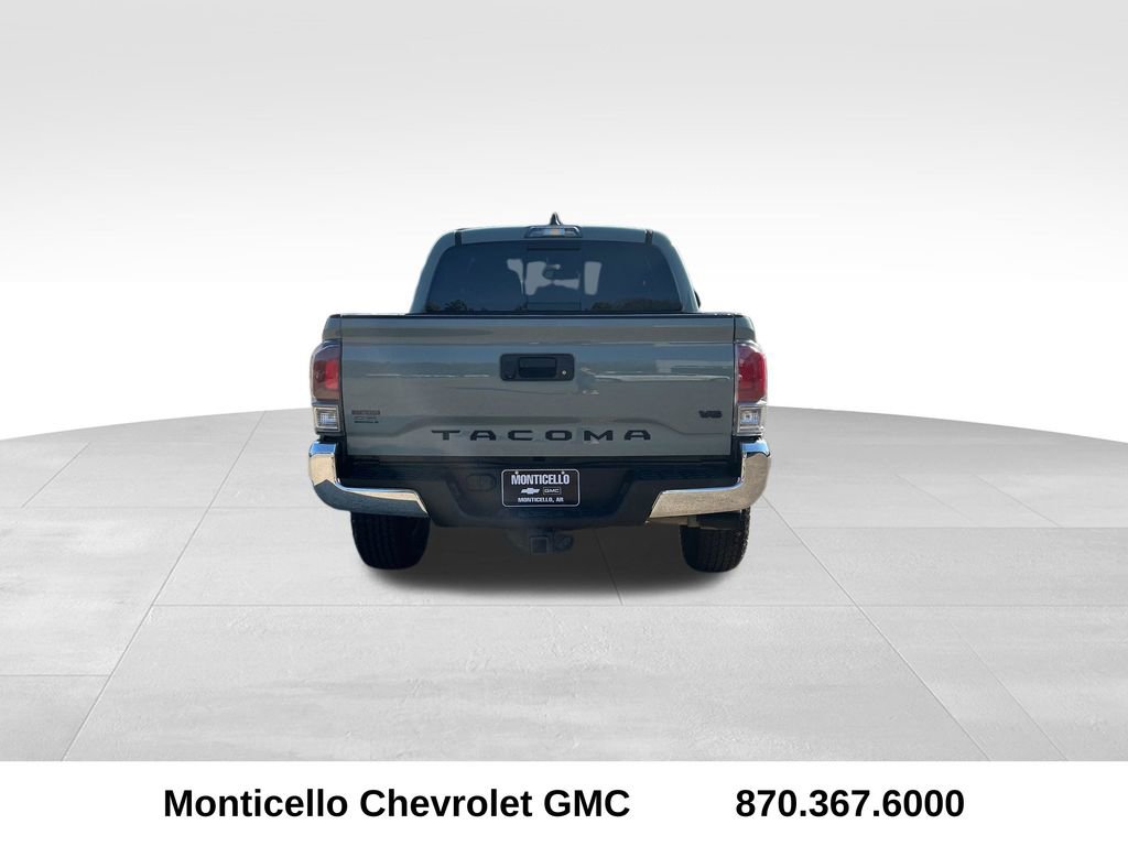 Used 2022 Toyota Tacoma TRD Off-Road image 4