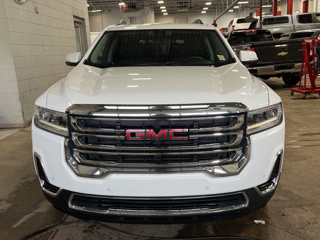 Used 2023 GMC Acadia SLE w/ Driver Convenience Package image 7