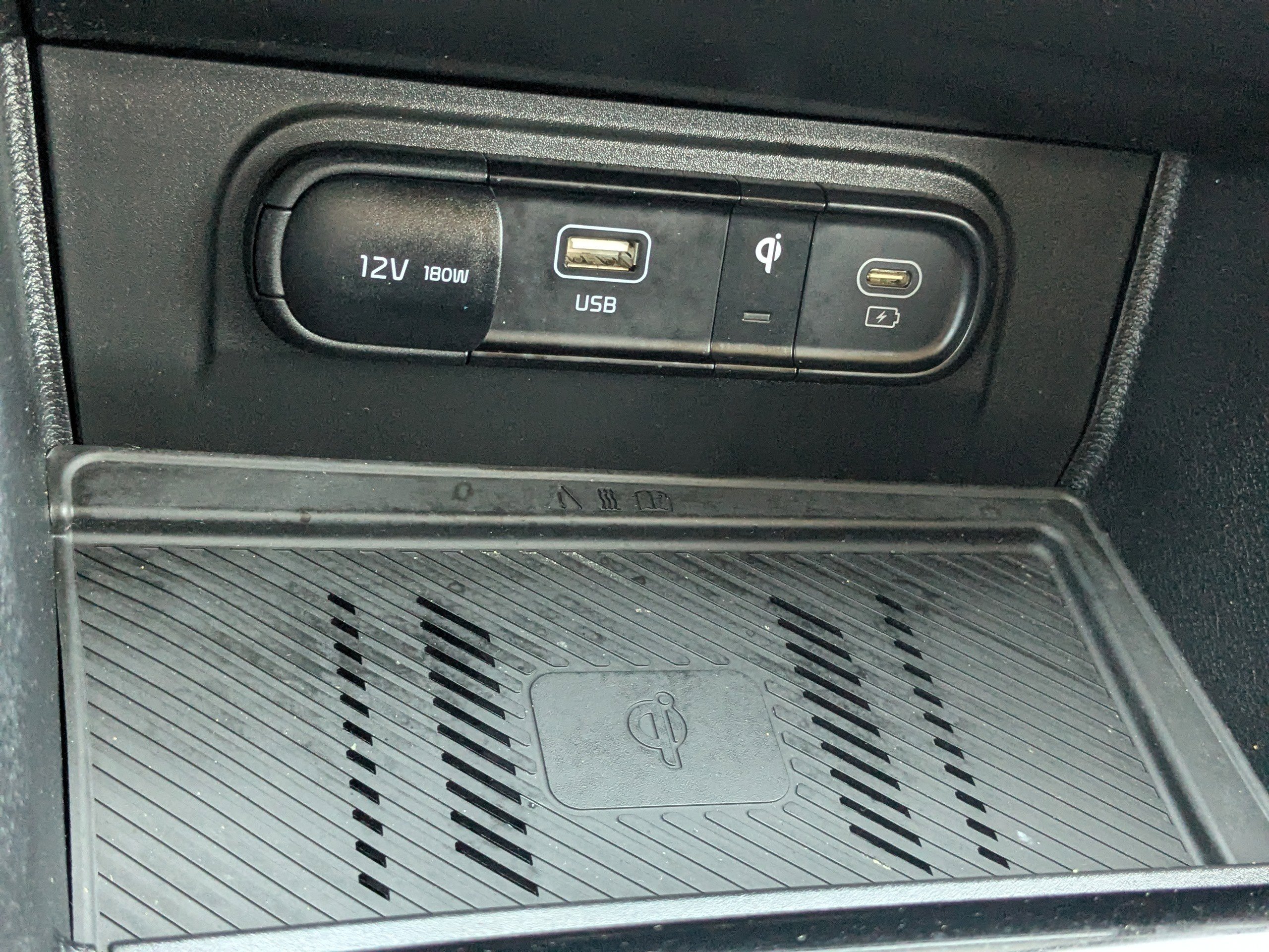 Certified 2024 Kia Sportage EX image 29