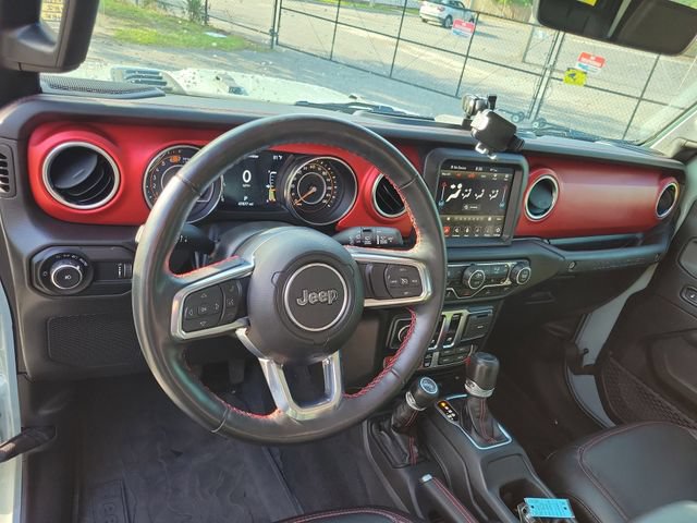 Used 2023 Jeep Wrangler Rubicon w/ Cold Weather Group AWD/4WD image 9