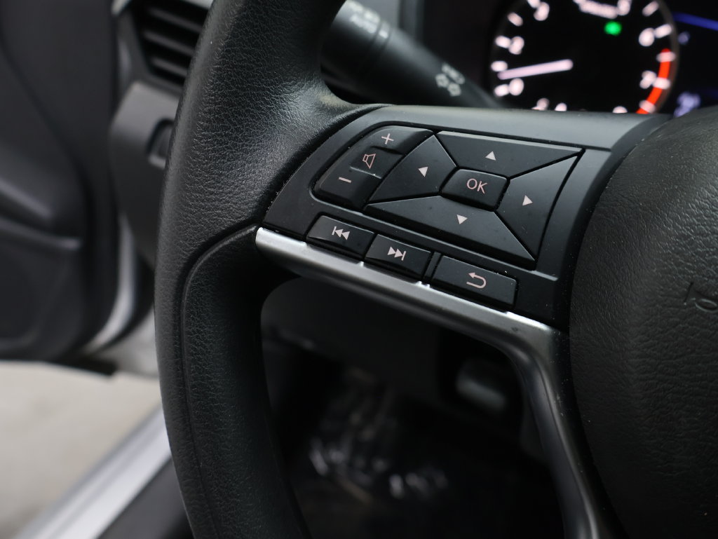 Used 2019 Nissan Altima 2.5 S FWD image 19