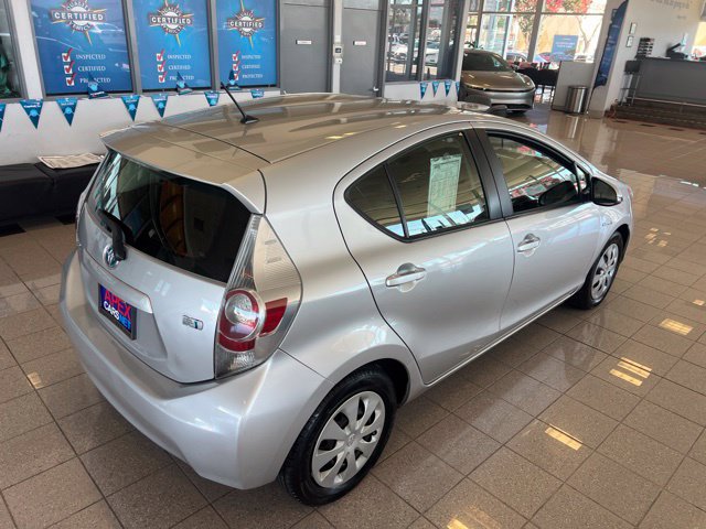 Used 2013 Toyota Prius C One FWD image 9
