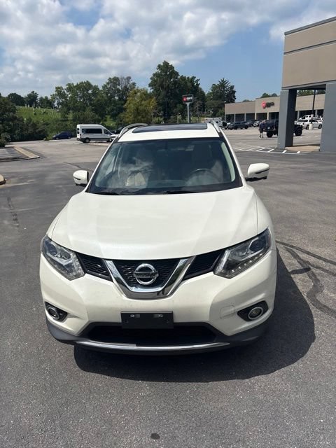 Used 2016 Nissan Rogue SL w/ SL Premium Package AWD/4WD image 2
