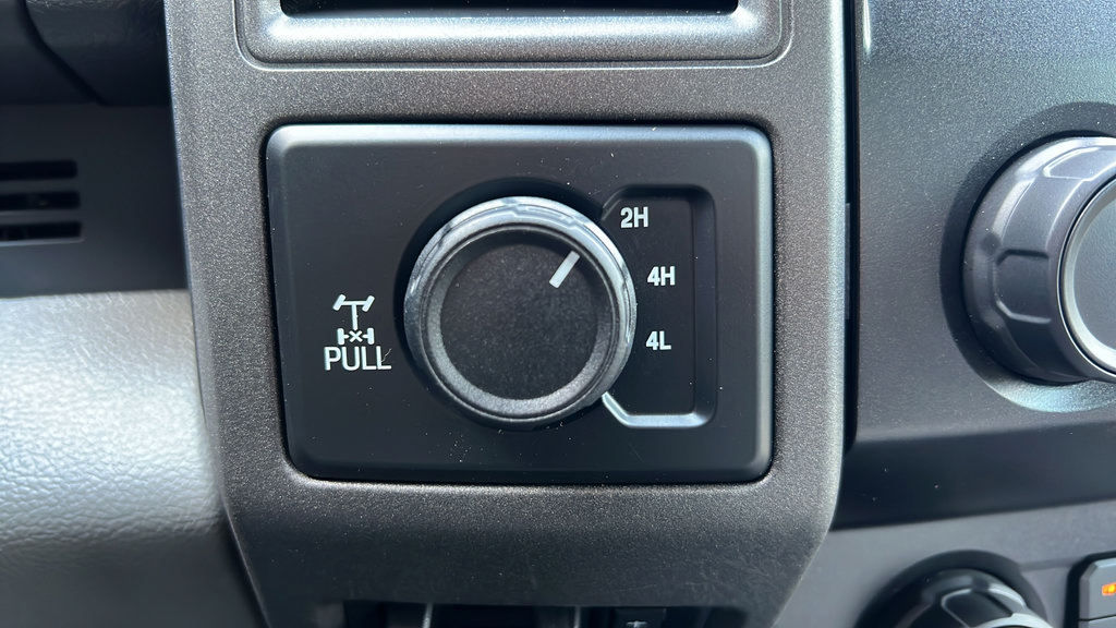 Used 2022 Ford F250 XL w/ Power Equipment Group AWD/4WD image 20
