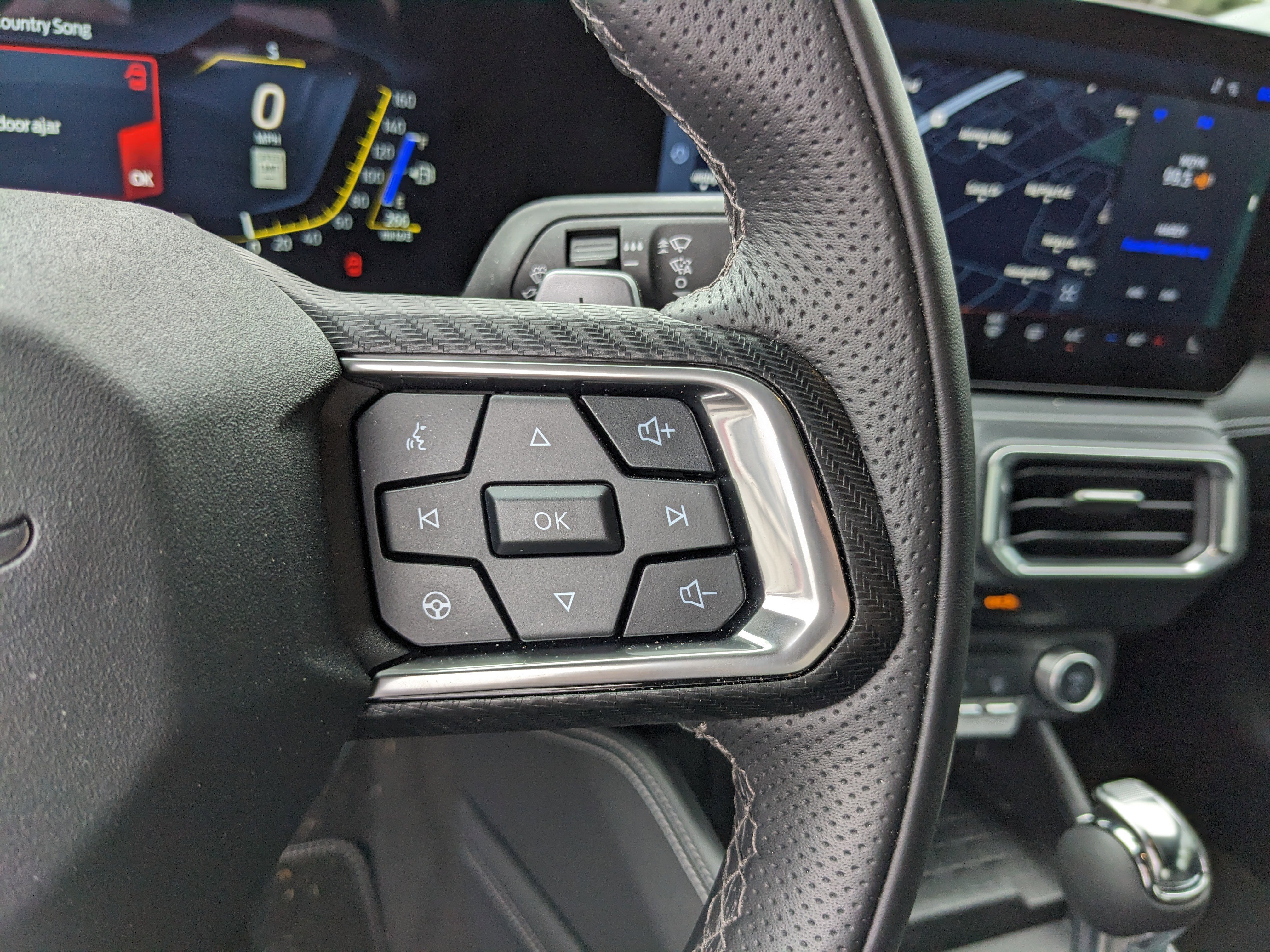 Used 2024 Ford Mustang GT Premium image 28