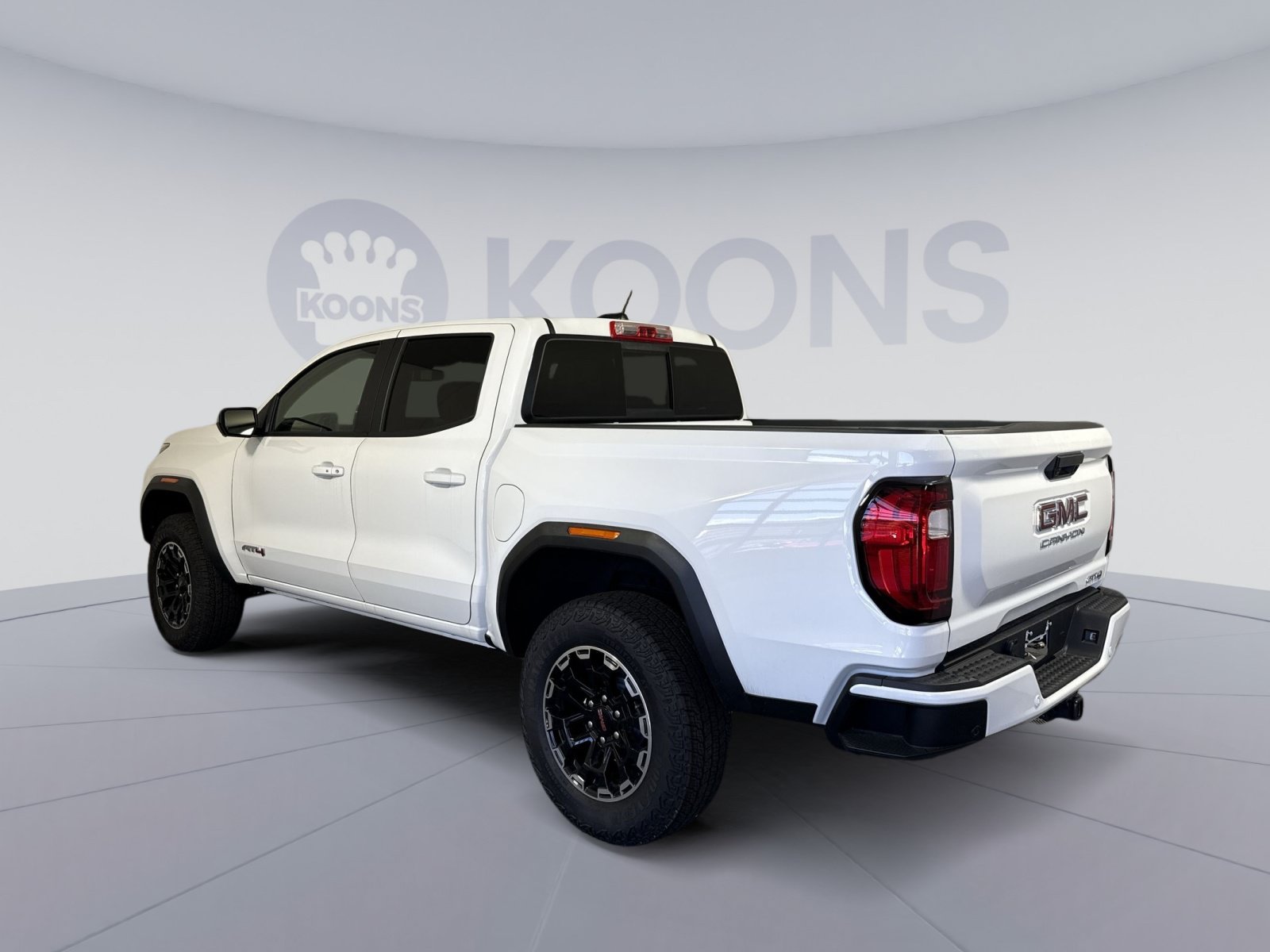 New 2026 GMC Canyon AT4 w/ Technology Plus Package AWD/4WD image 4