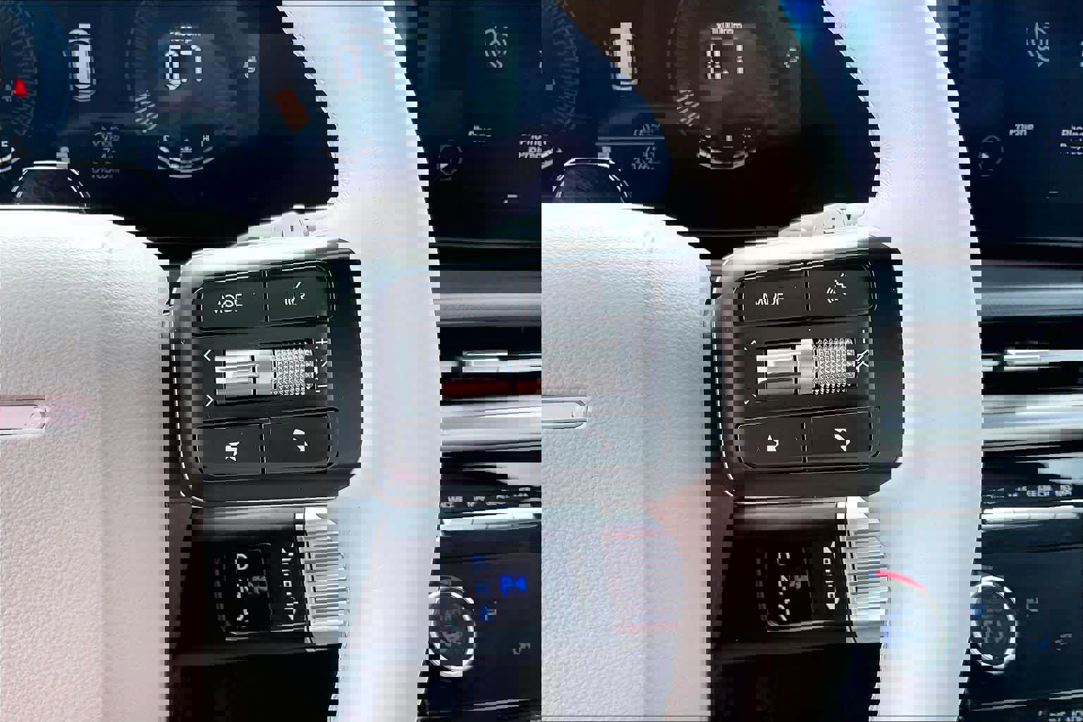 Used 2025 Hyundai Santa Fe SEL image 19