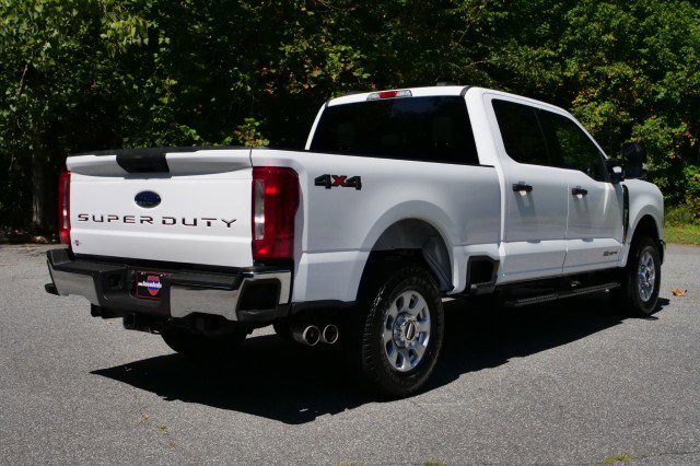 Used 2024 Ford F250 XLT w/ FX4 Off-Road Package image 15