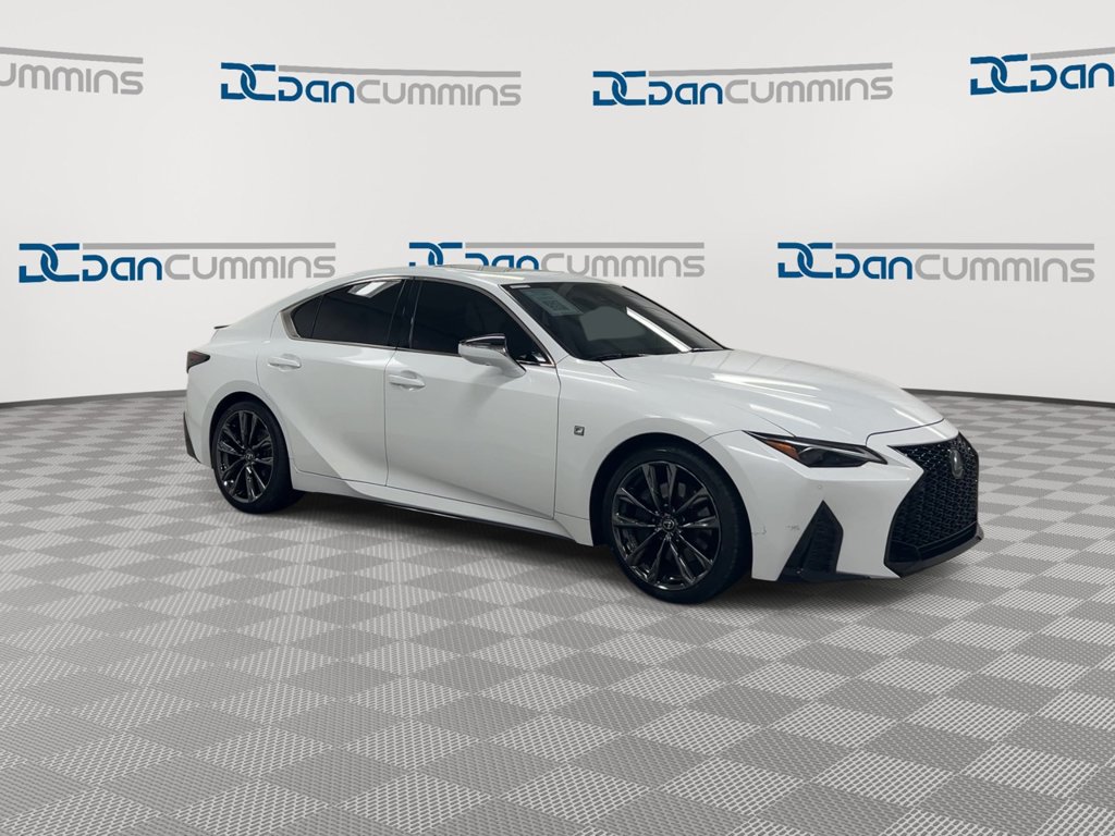 Used 2024 Lexus IS 350 F Sport RWD image 2