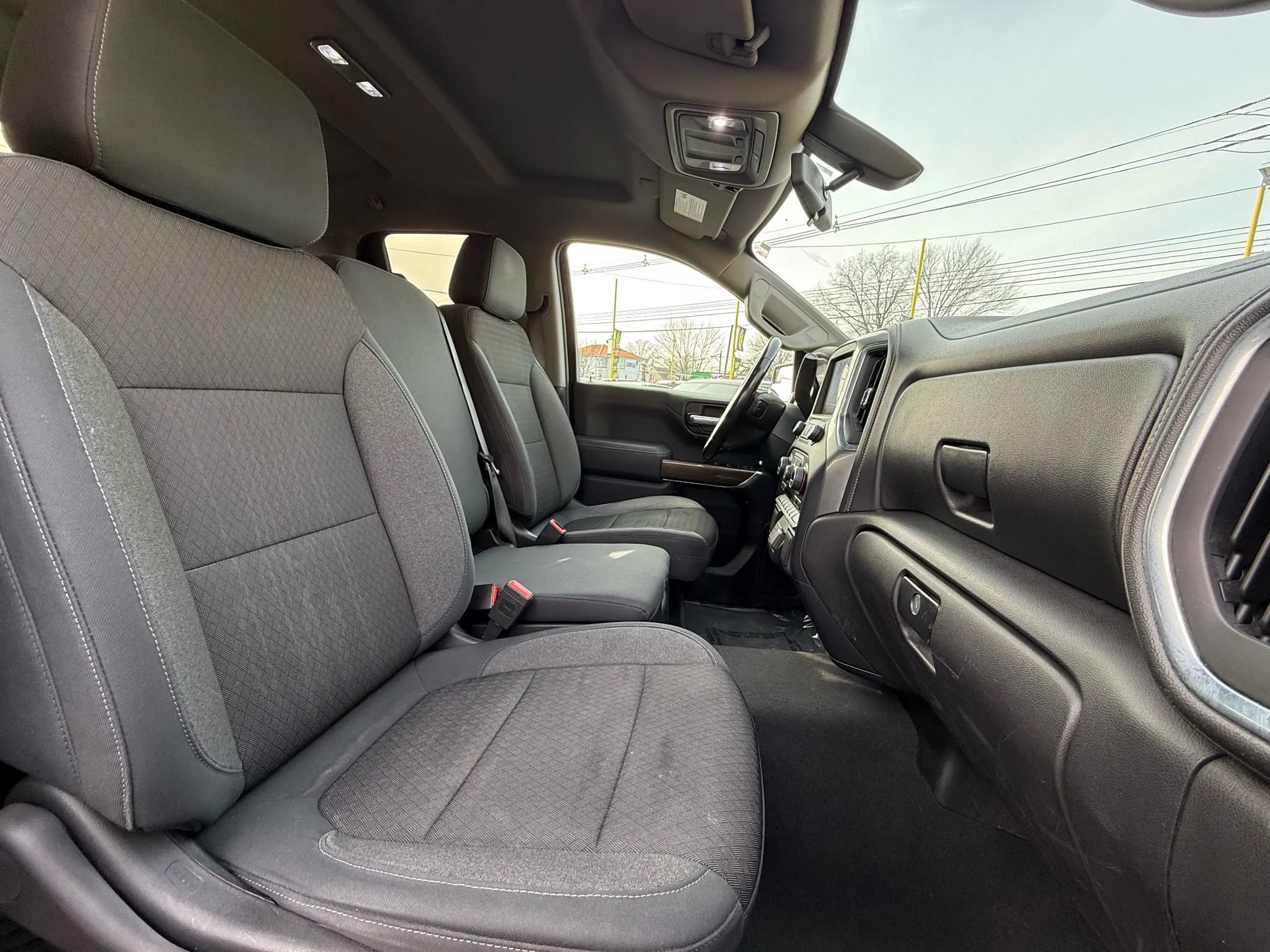 Used 2019 Chevrolet Silverado 1500 LT w/ All-Star Edition AWD/4WD image 18