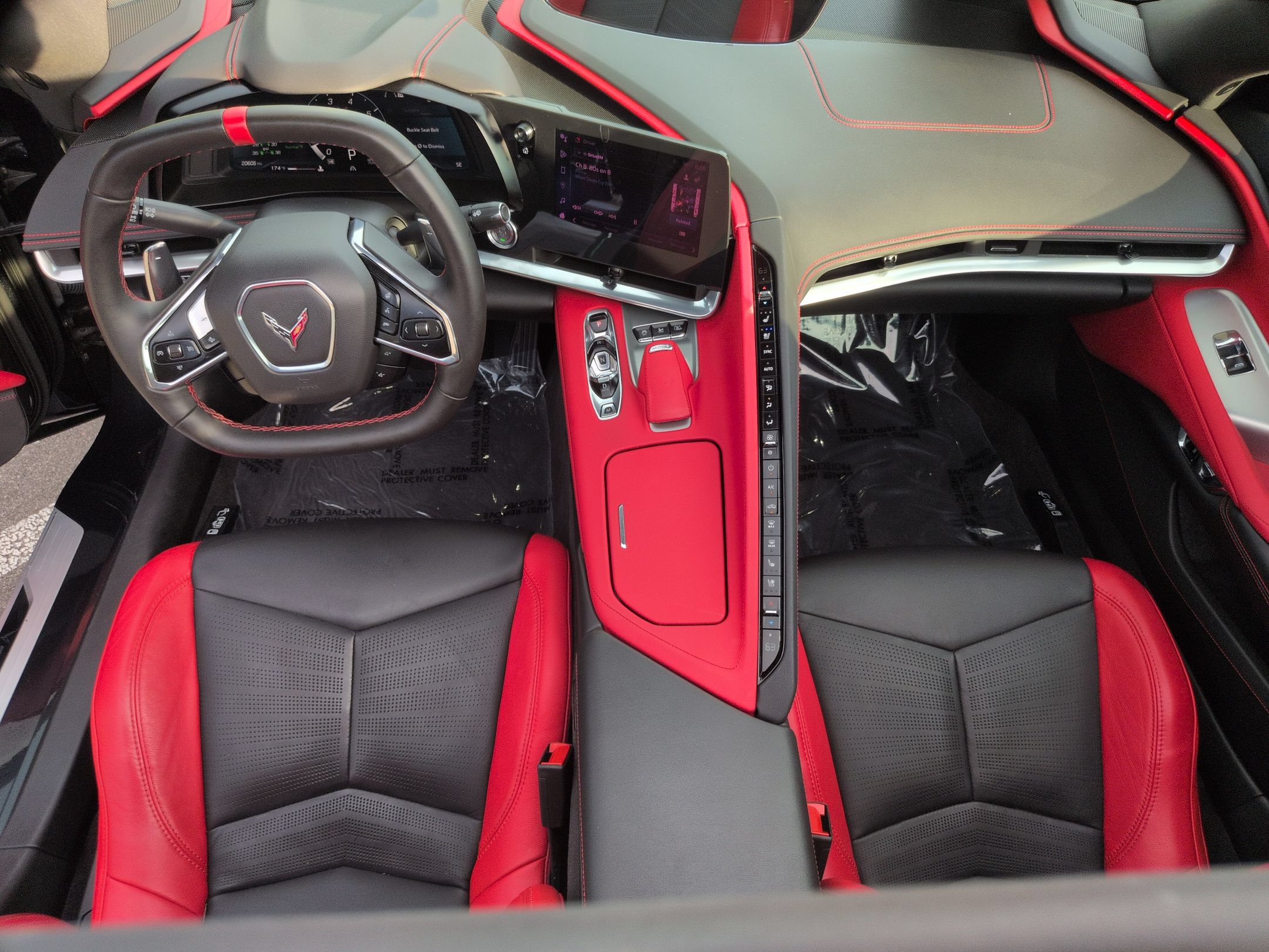Used 2024 Chevrolet Corvette Stingray Preferred Cpe w/ Z51 Performance Package RWD image 30