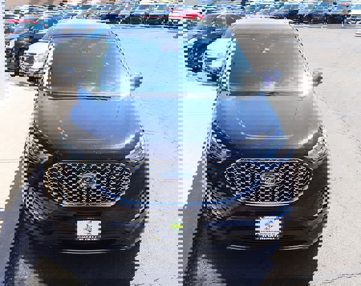 Used 2024 Ford Edge SEL image 15