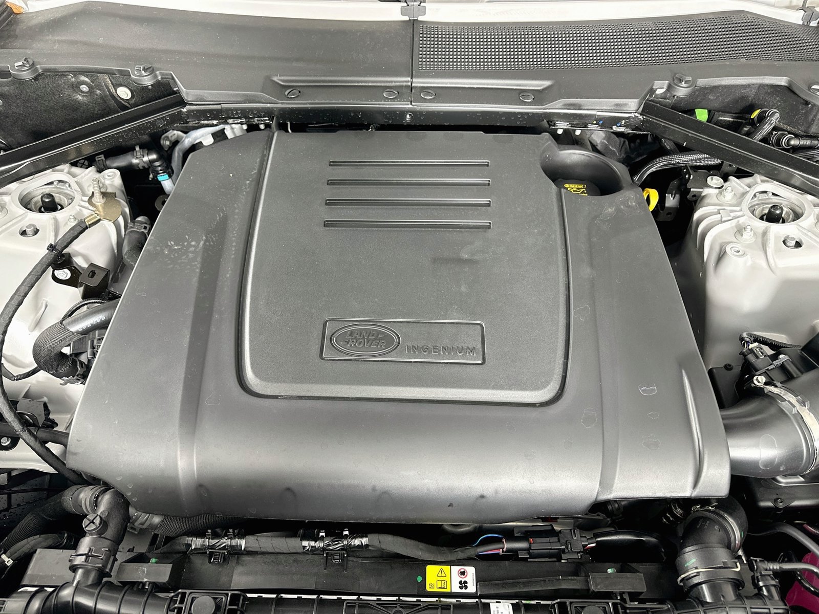 New 2026 Land Rover Defender 110 S AWD/4WD image 14