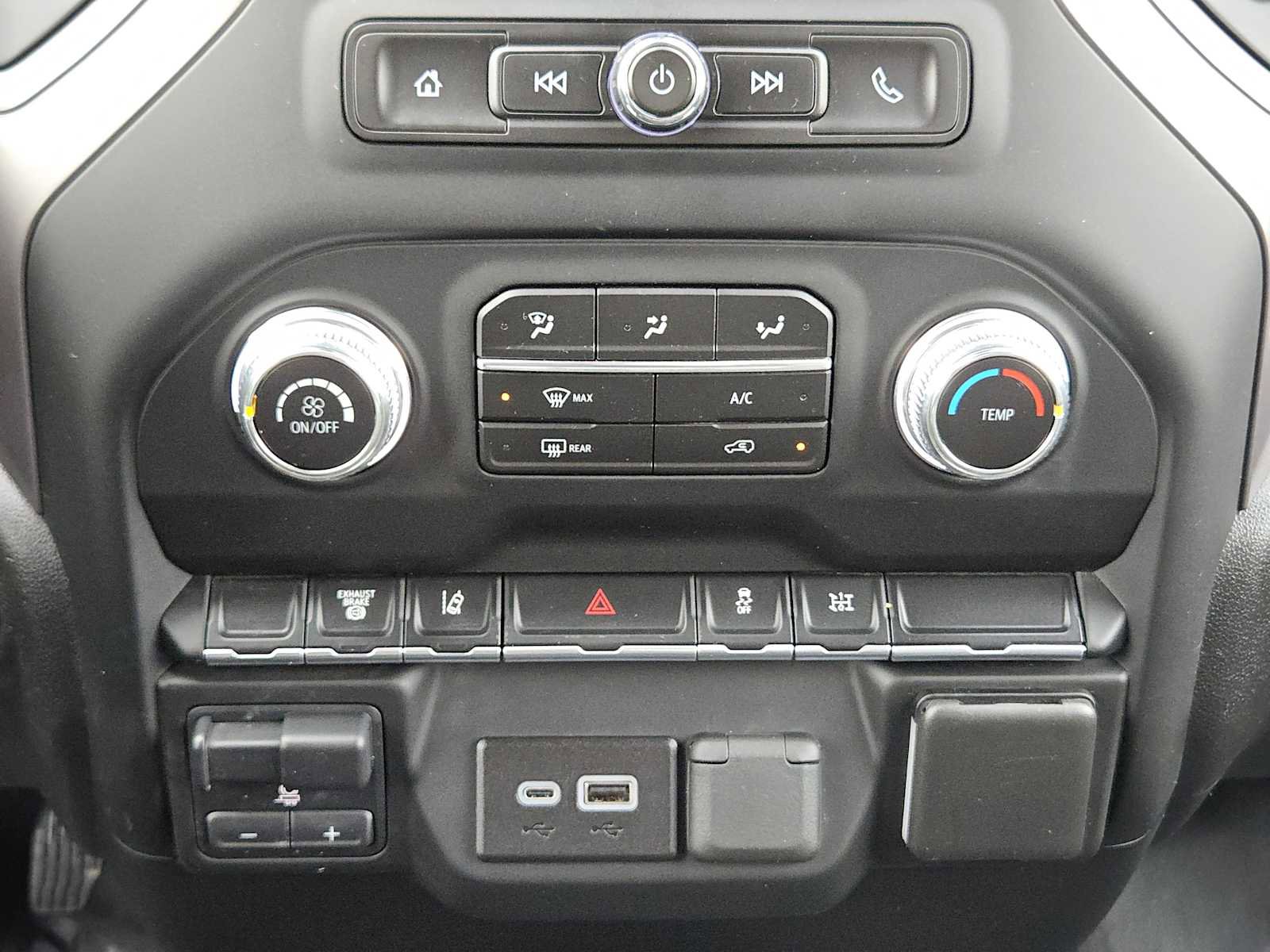 Used 2024 GMC Sierra 3500 Pro w/ Convenience Package image 19