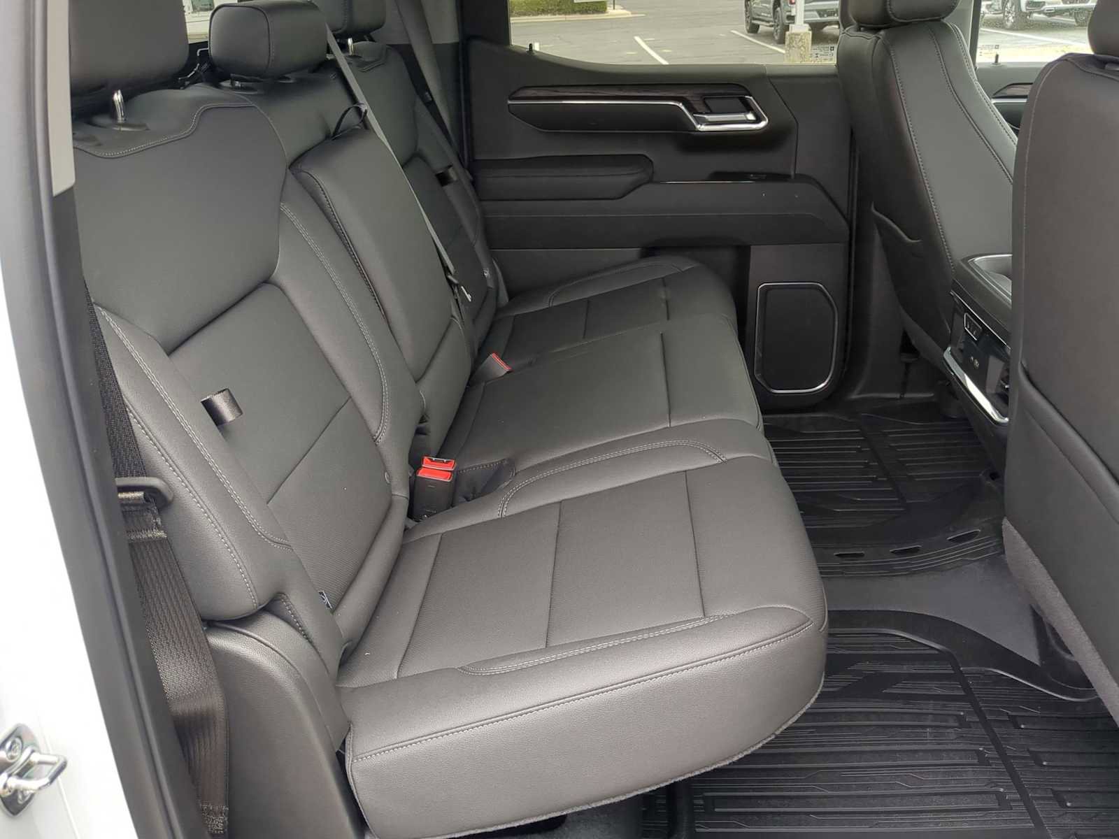 New 2026 GMC Sierra 1500 SLT w/ SLT Premium Plus Package image 29