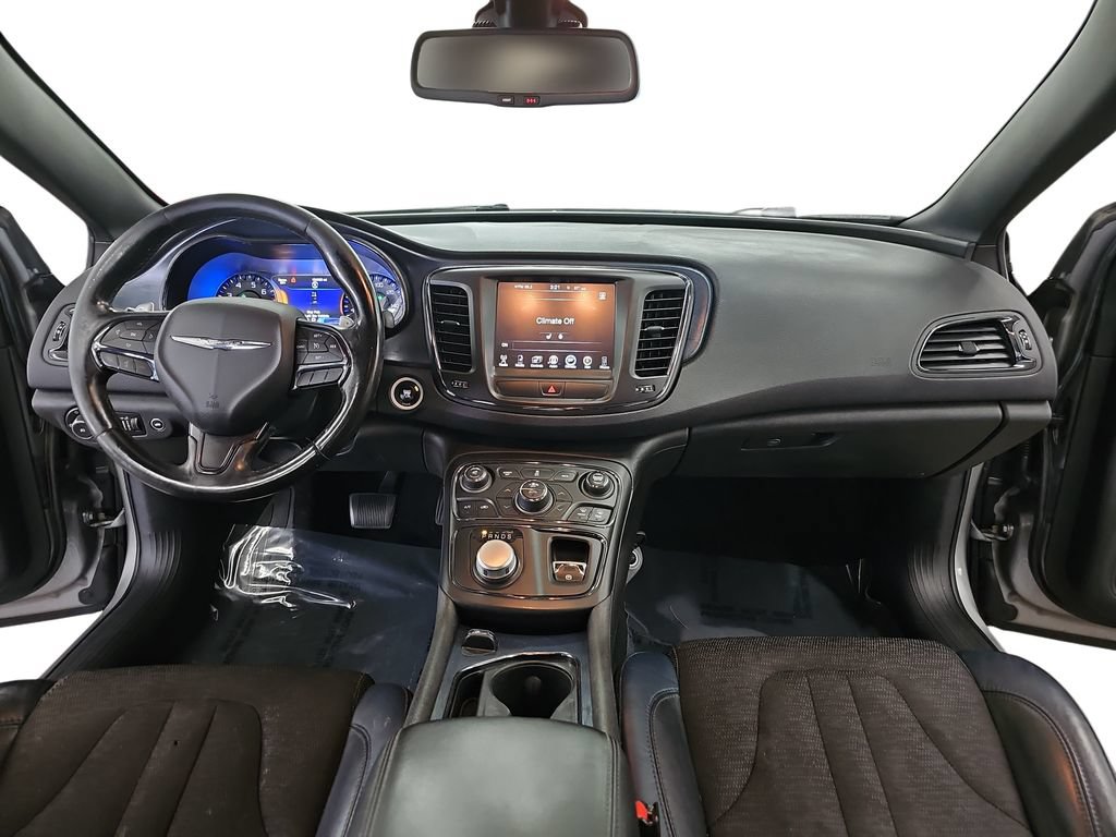 Used 2015 Chrysler 200 S w/ Navigation & Sound Group I FWD image 9