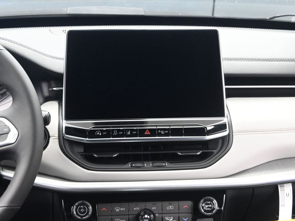 New 2026 Jeep Compass Limited image 26