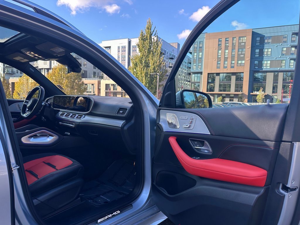 Used 2025 Mercedes-Benz GLE 53 AMG 4MATIC image 11